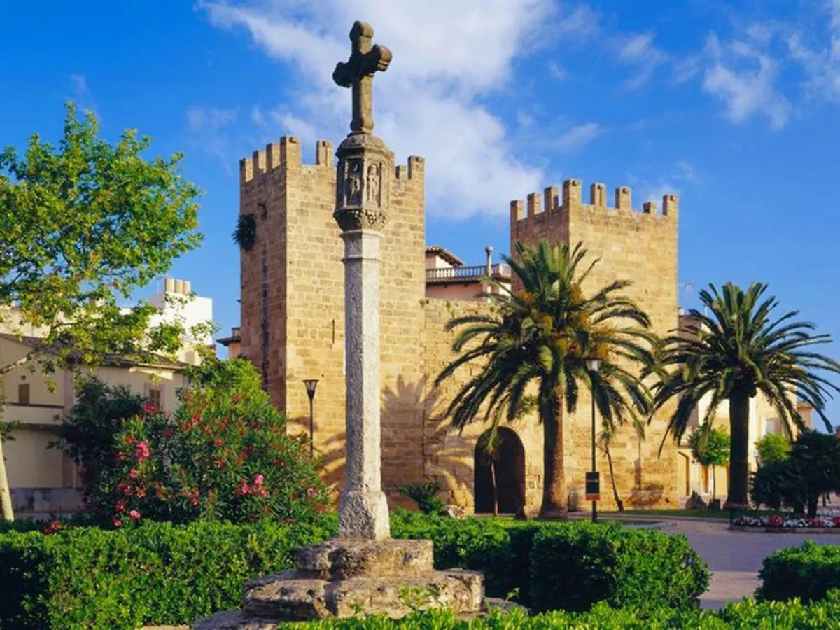 بيت للعطل Moremar, House With Amazing Sea Views In Alcudia إسبانيا